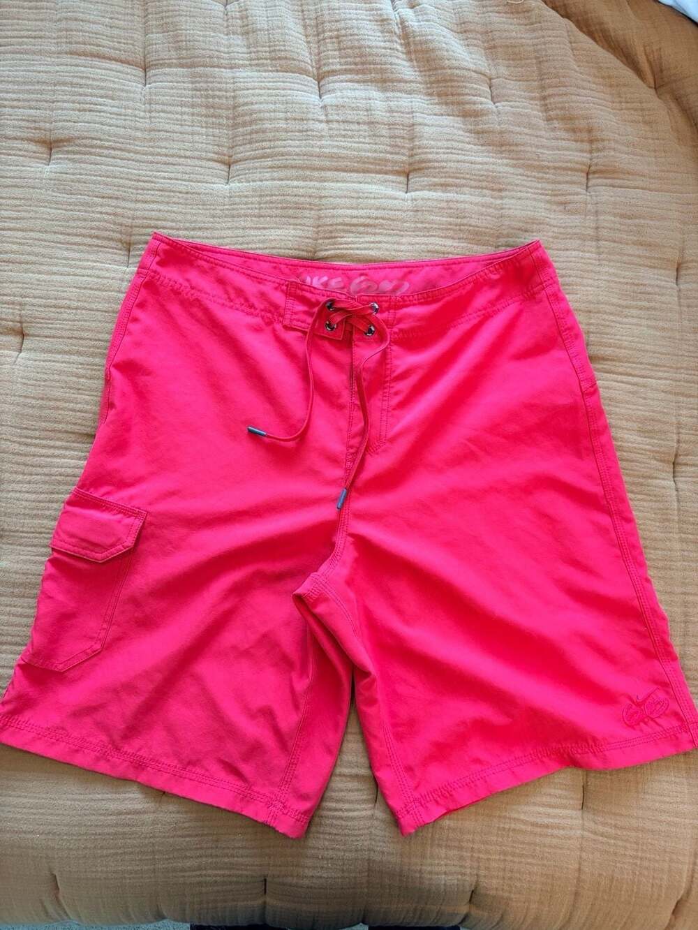 Nike 6.0 Men's Red Board Shorts Size 34